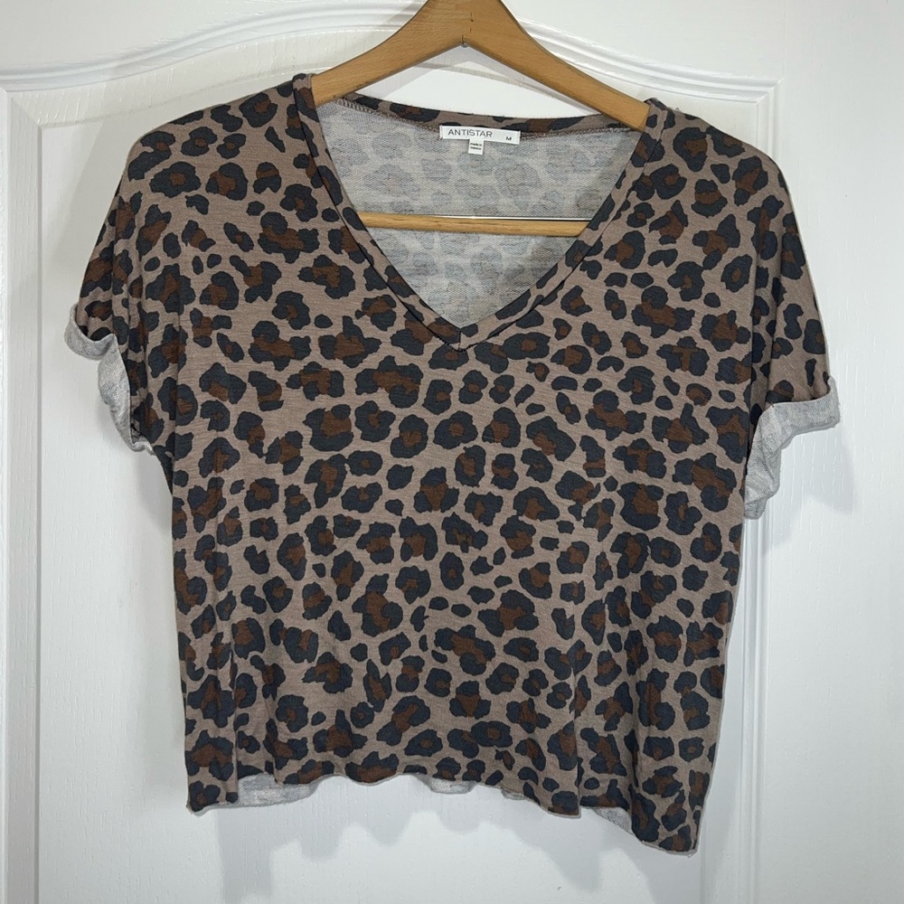 Antistar Women's Short Sleeve Leopard Print Crop Top Size Medium